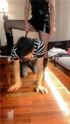 图片[7]-盛捷女王】性感女王-长靴黑丝脚玩虐-内裤套头上】-绳艺资源网