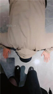 【舒苒】跪舔皮鞋及膝袜-黑丝诱惑_绳艺资料库