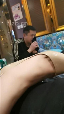 图片[7]-文文文】KTV-素人S-闻小白鞋黑棉袜-绳艺资源网