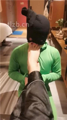 图片[11]-冷御女王】物化人体家具-骑脖化妆-绳艺资源网