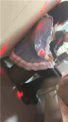 【天津女仆店S】素人母畜-舔臭脚/遛狗骑马/黑丝脚踩踏【完整版】_绳艺资料库