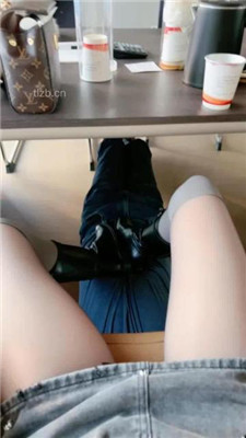 图片[2]-沅芷大人】办公室长靴无意识踩狗下】-绳艺资源网