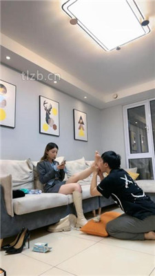 图片[2]-领主老大】跪舔长靴白袜裸足/白袜塞嘴踩踏-绳艺资源网