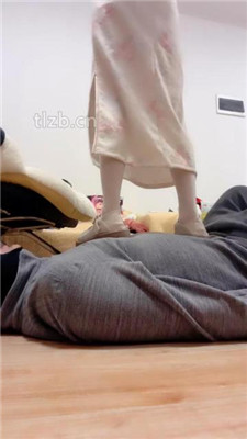 图片[3]-奶味小仙女】洛丽塔S-皮鞋白袜踩虐哥哥-脚底喂食-绳艺资源网