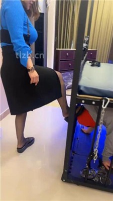 图片[2]-梓夫人】姐妹花暴力虐打搬运工-绳艺资源网