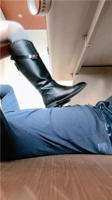 【沅芷大人】办公室长靴无意识踩狗【上】_绳艺资料库