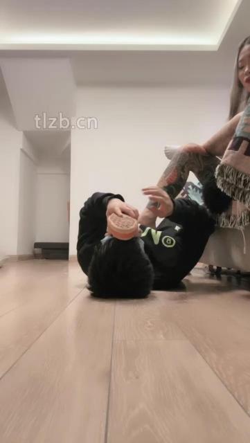 图片[6]-七七黑心主宗】跪舔运动鞋白船袜/臭脚捂脸蹂躏-HD绳艺资源网