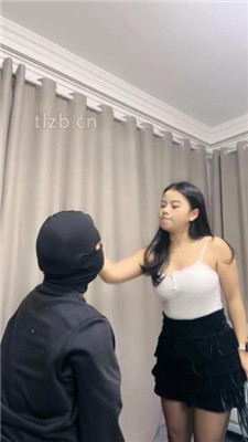 图片[7]-伊诺】高跟黑丝美腿踩踏/抽耳光/脚插嘴/坐脸窒息-HD绳艺资源网