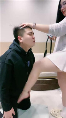 图片[4]-小羊】跪舔白棉袜/提档/臭脚捂脸/踩踏/胯下辱-HD绳艺资源网