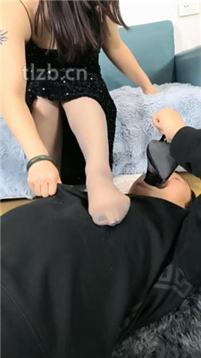 图片[4]-冰爷】短靴高跟虐乳/臭脚捂脸-HD绳艺资源网