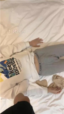 图片[4]-小乔】素人小姐姐白袜脚踩完整版】-HD绳艺资源网