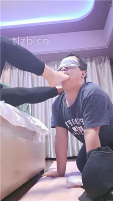 图片[11]-嗯哼】犯贱闻靴子/踩踏/超强深喉-HD绳艺资源网