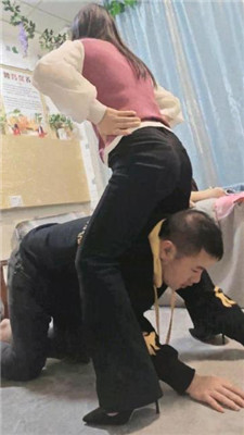 图片[11]-木子大大】3S美容院调奴-骑脖/舔脏鞋臭脚/踢踹三视角版】-HD绳艺资源网