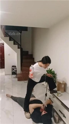 图片[6]-馨主】手铐捆绑/滴蜡/喂漱口水/人体座椅双视角版】-HD绳艺资源网