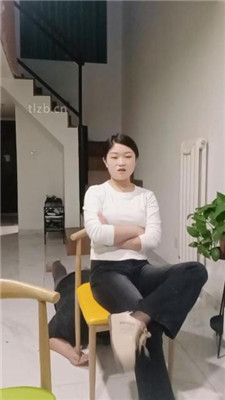 图片[17]-馨主】手铐捆绑/滴蜡/喂漱口水/人体座椅双视角版】-HD绳艺资源网