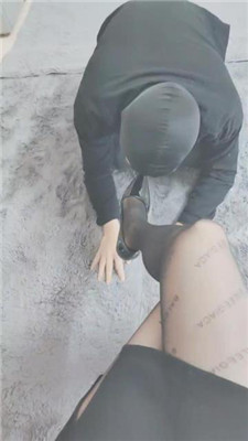 【云儿公主】黑丝高跟恋足舔/脚插嘴_绳艺资料库