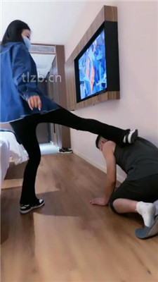 图片[2]-沐夏夜】女神S超暴力踢踹虐打前任-HD绳艺资源网