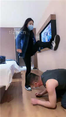 图片[5]-沐夏夜】女神S超暴力踢踹虐打前任-HD绳艺资源网