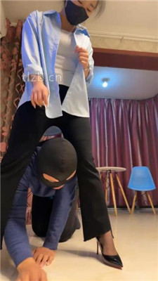 图片[4]-辣姐】高跟踩狗头/耳光狂抽/狗脸嘴吐奶/赏赐圣水-HD绳艺资源网