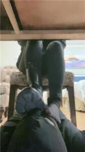 【甜一】桌底视角_绳艺资料库