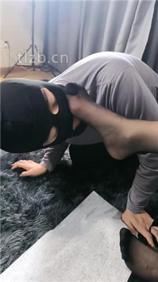 图片[4]-诗琪】双奴-重度揪耳朵/转胯踩踏