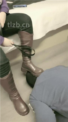 【樊樊】皮带sp/跪舔脏长靴/棉袜臭脚辱【完整版】_绳艺资料库