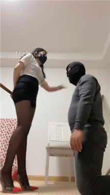 图片[5]-艾拉】女上司的体罚-揪耳朵/深喉/踩踏耳光/坐脸/提档