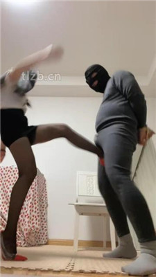 图片[8]-艾拉】女上司的体罚-揪耳朵/深喉/踩踏耳光/坐脸/提档