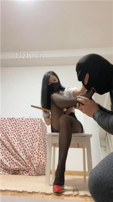 图片[11]-艾拉】女上司的体罚-揪耳朵/深喉/踩踏耳光/坐脸/提档