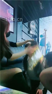 图片[19]-梦幻大大】公开处刑-和闺蜜KTV玩弄小三母狗下】