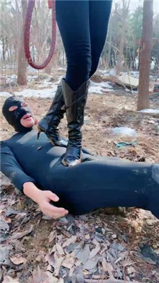 图片[13]-高傲】户外训狗-鞭打/浓痰/赏赐圣水/骑马