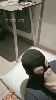 图片[11]-樊樊】狗嘴清理脏鞋脏内裤/套头/肉丝脚踩踏/插嘴