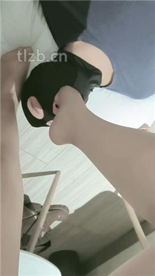 图片[9]-樊樊】狗嘴清理脏鞋脏内裤/套头/肉丝脚踩踏/插嘴