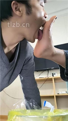 图片[8]-冰爷】近距离-品尝裸足/脚插嘴