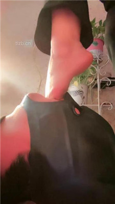 图片[8]-傲雪】清理脏鞋底/近距离恋足舔