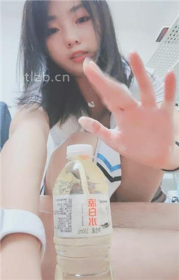 图片[17]-果儿】学生S-体育课后气味羞辱