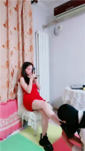 【北京艾琳】运动鞋白袜跪舔_绳艺资料库