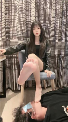 图片[2]-苏西】长靴白袜裸足恋足舔/超强深喉