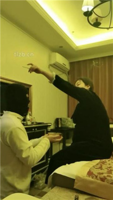 图片[2]-千面】打板子/人体烟灰缸/抽耳光/闻臭脚