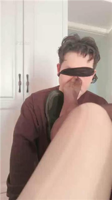 图片[4]-糯米姐姐】脚耳光/短靴黑丝狂舔