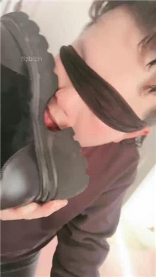 图片[5]-糯米姐姐】脚耳光/短靴黑丝狂舔