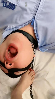 图片[11]-七七】坐脸窒息/闻舔超臭白棉袜完整版】