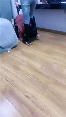 图片[9]-蜜糖情侣】耳光暴打/舔脏长靴/骑马转胯/踩踏