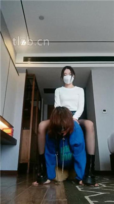 图片[4]-爱可呀】母猪闺蜜给我清理脏鞋子