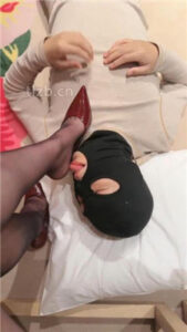 【安主】黑丝高跟原味恋足舔_绳艺资料库