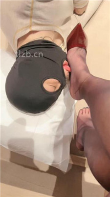 图片[8]-安主】黑丝高跟原味恋足舔