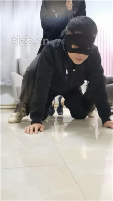 图片[6]-文文文】骑马/舔脏鞋/品尝素人裸足三视角版】