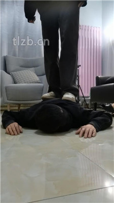 图片[7]-文文文】骑马/舔脏鞋/品尝素人裸足三视角版】