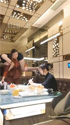 图片[9]-艳主】KTV-第一次和女素人戏耍闺蜜