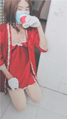 图片[4]-美容院S】变装狗奴对着长靴肉丝发骚